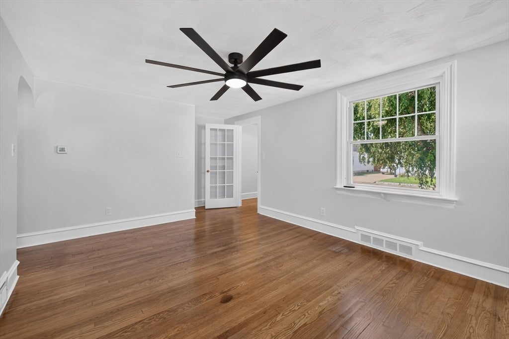 122 Dewey Ave, Pawtucket, RI, 122 Dewey Ave, Pawtucket, RI Photo #28