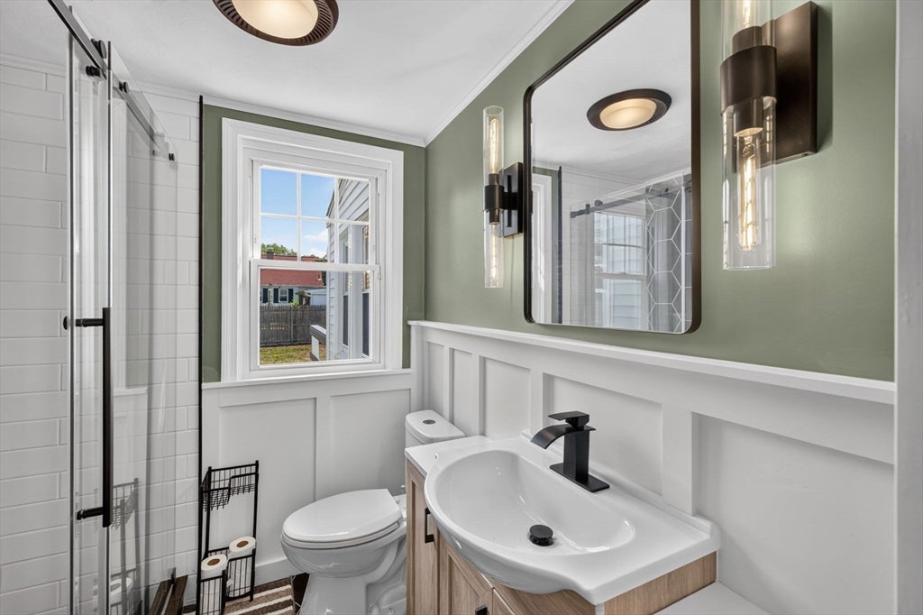 122 Dewey Ave, Pawtucket, RI, 122 Dewey Ave, Pawtucket, RI Photo #21