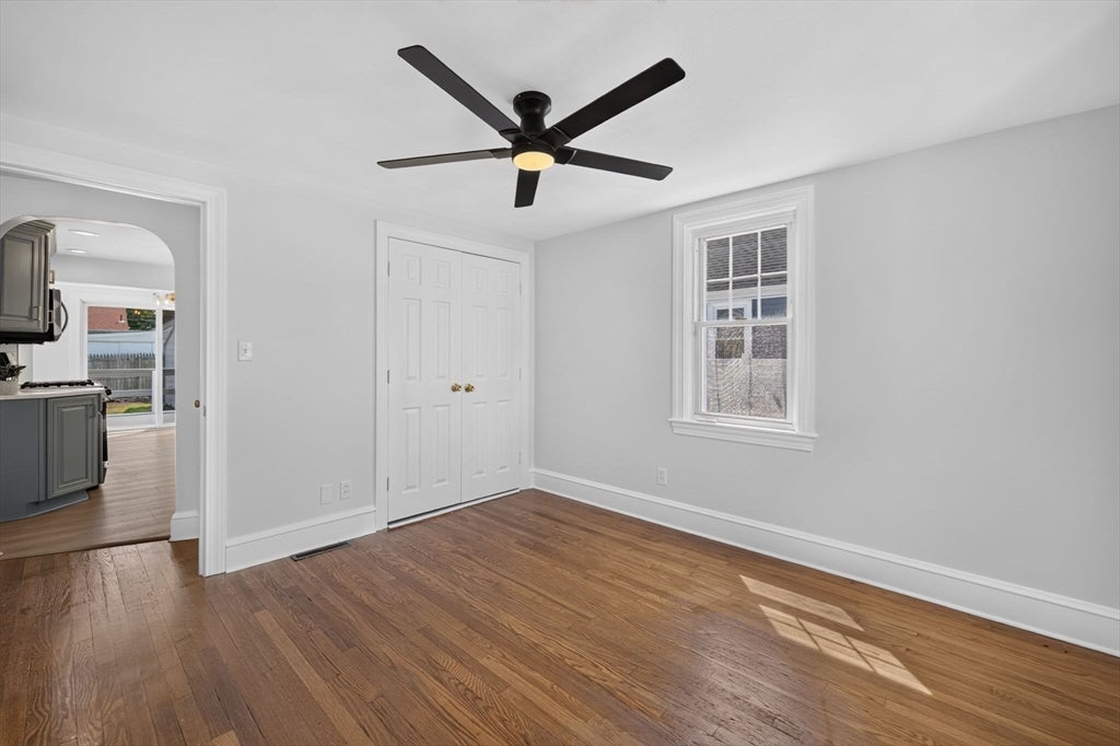 122 Dewey Ave, Pawtucket, RI, 122 Dewey Ave, Pawtucket, RI Photo #24