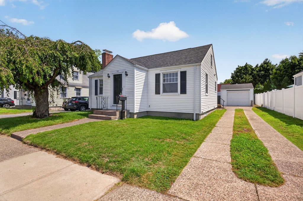 122 Dewey Ave, Pawtucket, RI, 122 Dewey Ave, Pawtucket, RI Photo #2