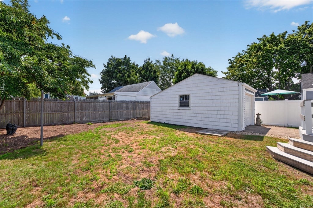 122 Dewey Ave, Pawtucket, RI, 122 Dewey Ave, Pawtucket, RI Photo #41