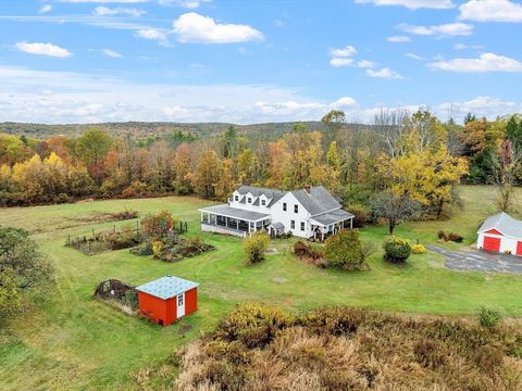 4 Elm Ave Royalston MA 01368