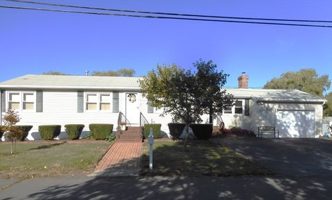 22 Derry Rd Methuen MA 01844