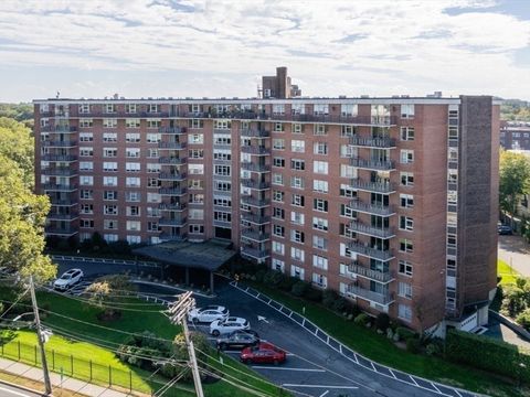 Photo of 280 Boylston St #710, Newton, MA 02467 (MLS # 73445300)