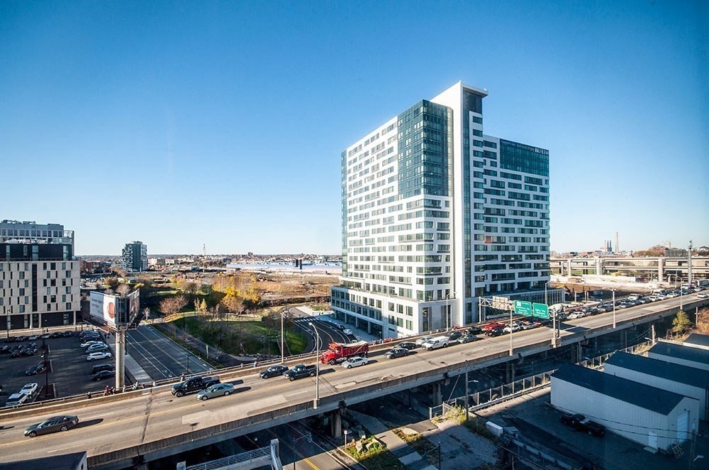 8-12 Museum Way 1302
