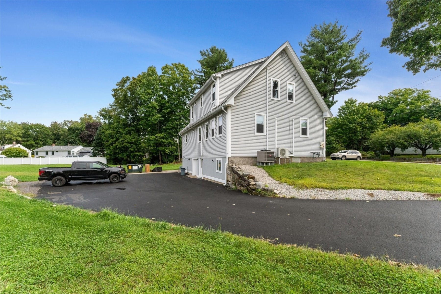 2 Snowling Rd, Uxbridge, MA, 2 Snowling Rd, Uxbridge, MA Photo #4
