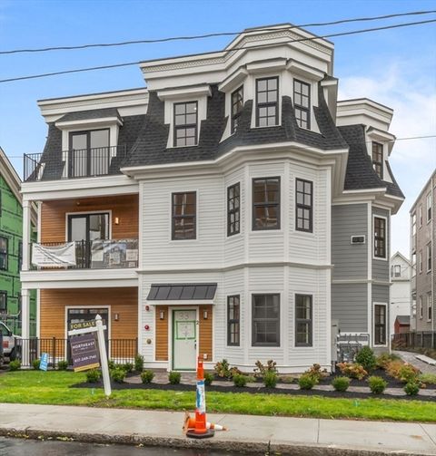 Photo of 33 Pearl St #3, Boston, MA 02125 (MLS # 73444153)