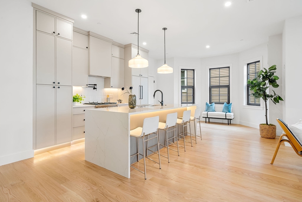 33 Pearl St. 3