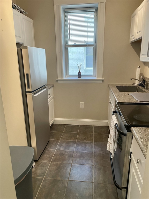 1677 Commonwealth Ave #8, Boston, MA Photo #4