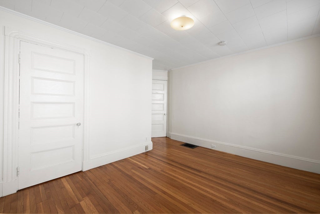 81 Avon ST #1, Somerville, MA Photo #10