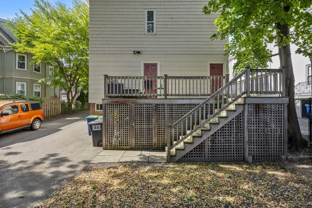 81 Avon ST #1, Somerville, MA Photo #20