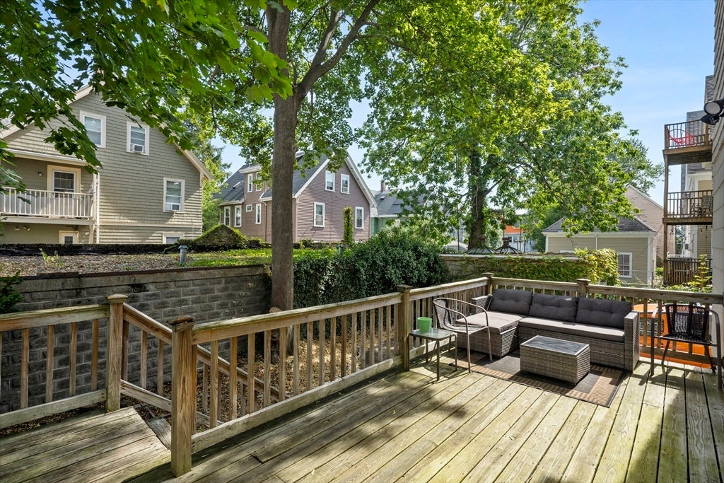 81 Avon ST #1, Somerville, MA Photo #23