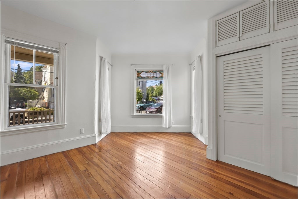 81 Avon ST #1, Somerville, MA Photo #2