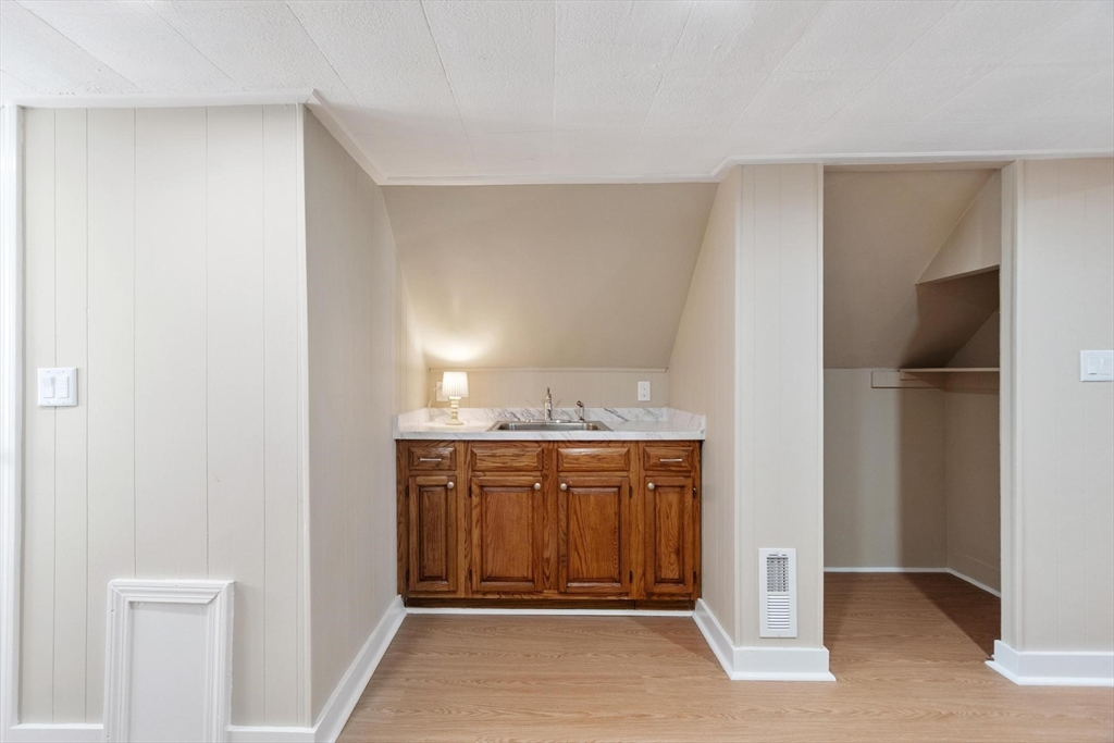 17 Buckingham Street #3, Somerville, MA Photo #8