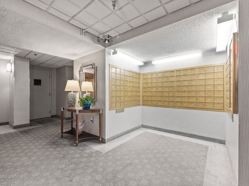 40 Village Rd 709