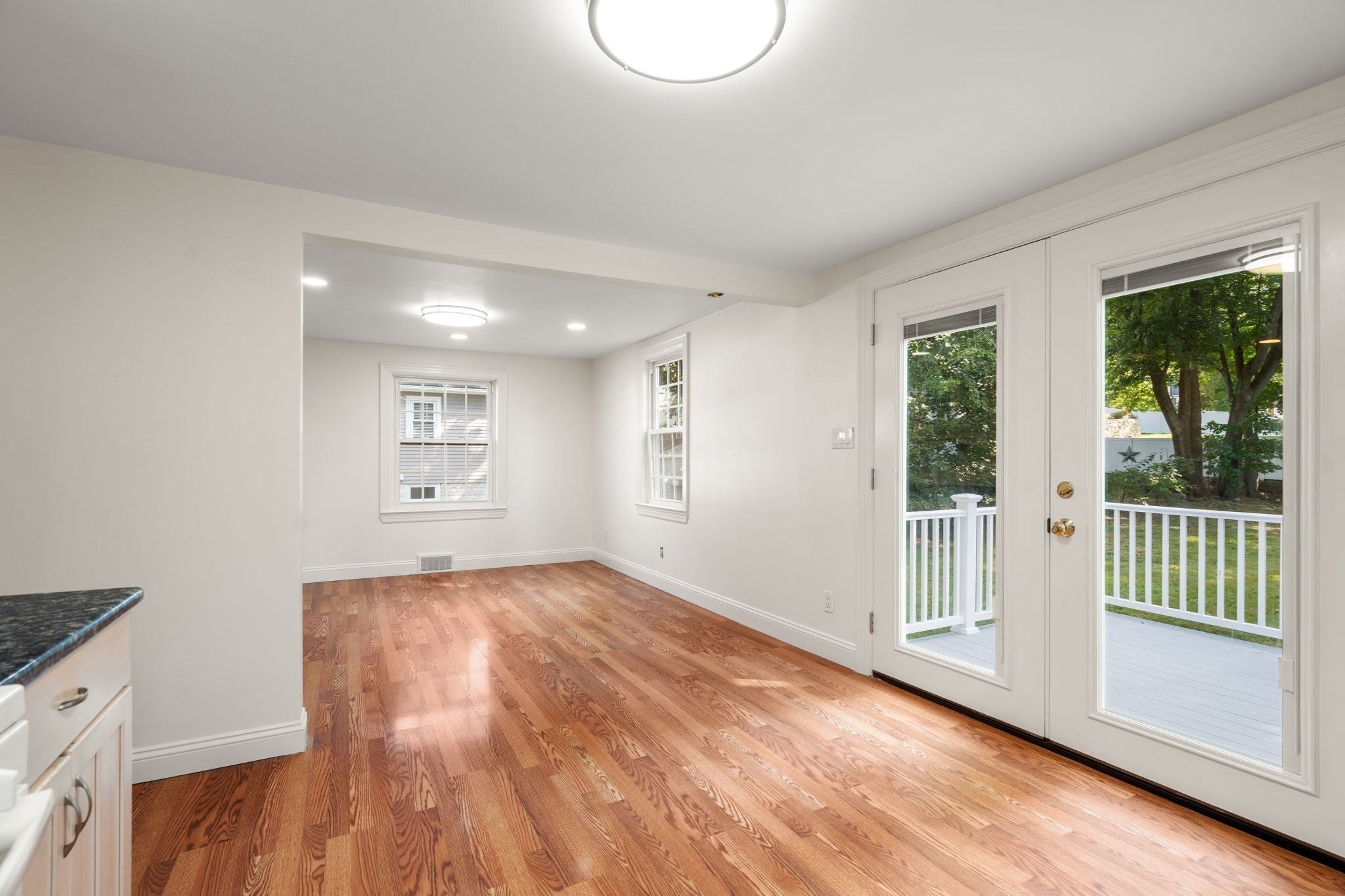 26 Elliott St, Reading, MA Photo #8
