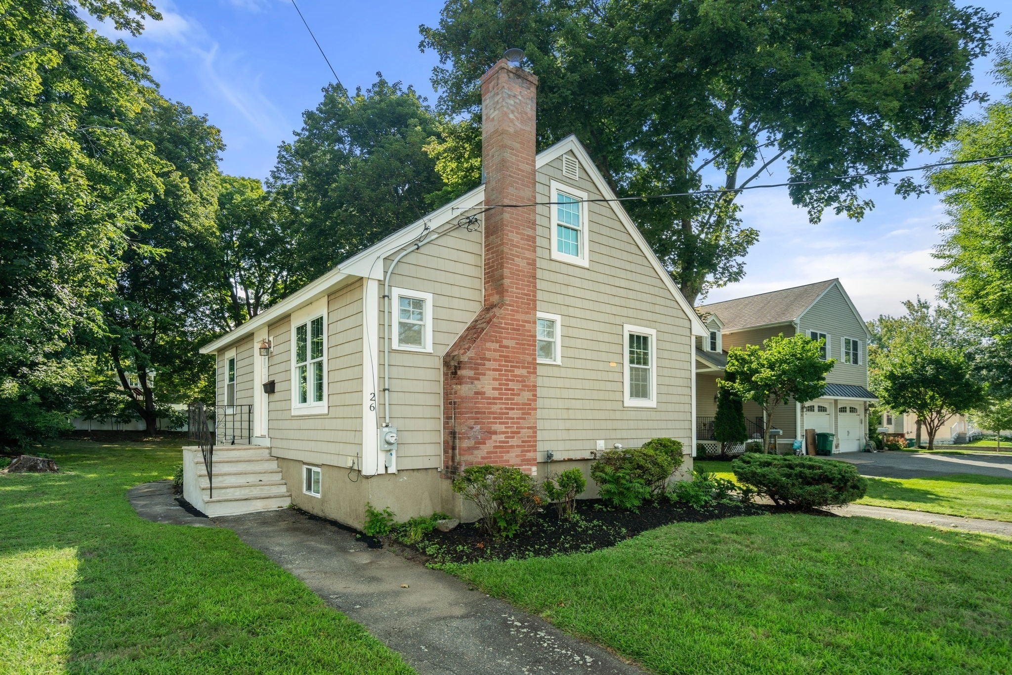26 Elliott St, Reading, MA Photo #1