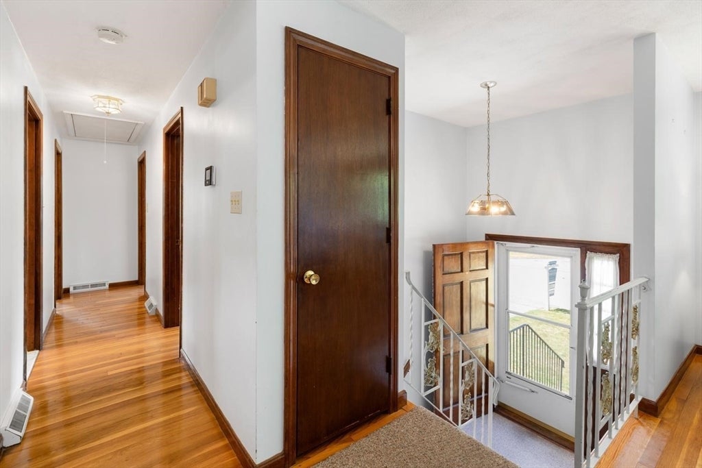 22 Susan Ave
