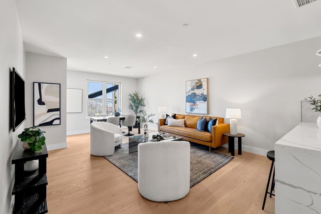 27 Guild Street 107