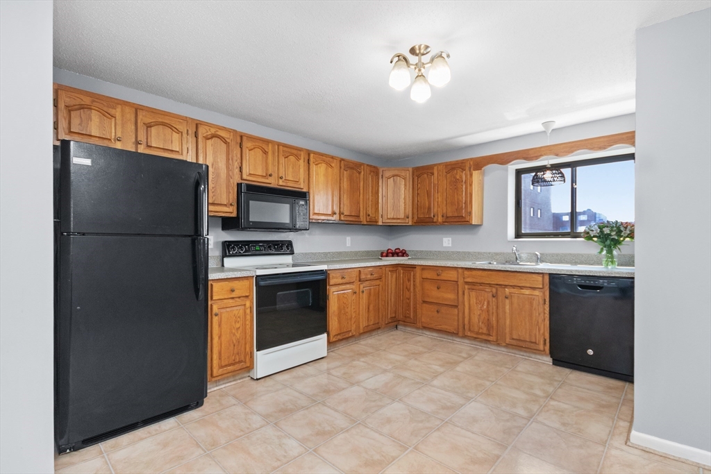 12 Ninth 608
