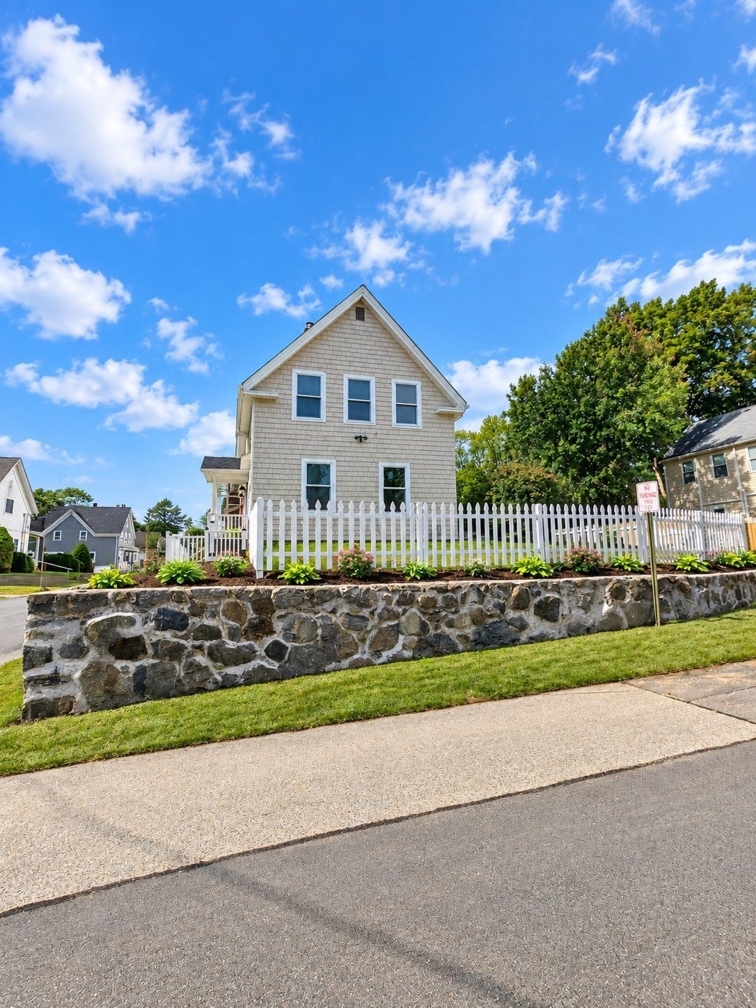 40 Pine Ave, Brockton, MA Photo #29