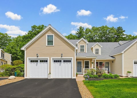Photo of 8 Heritage Way #8, Rowley, MA 01969 (MLS # 73528629)