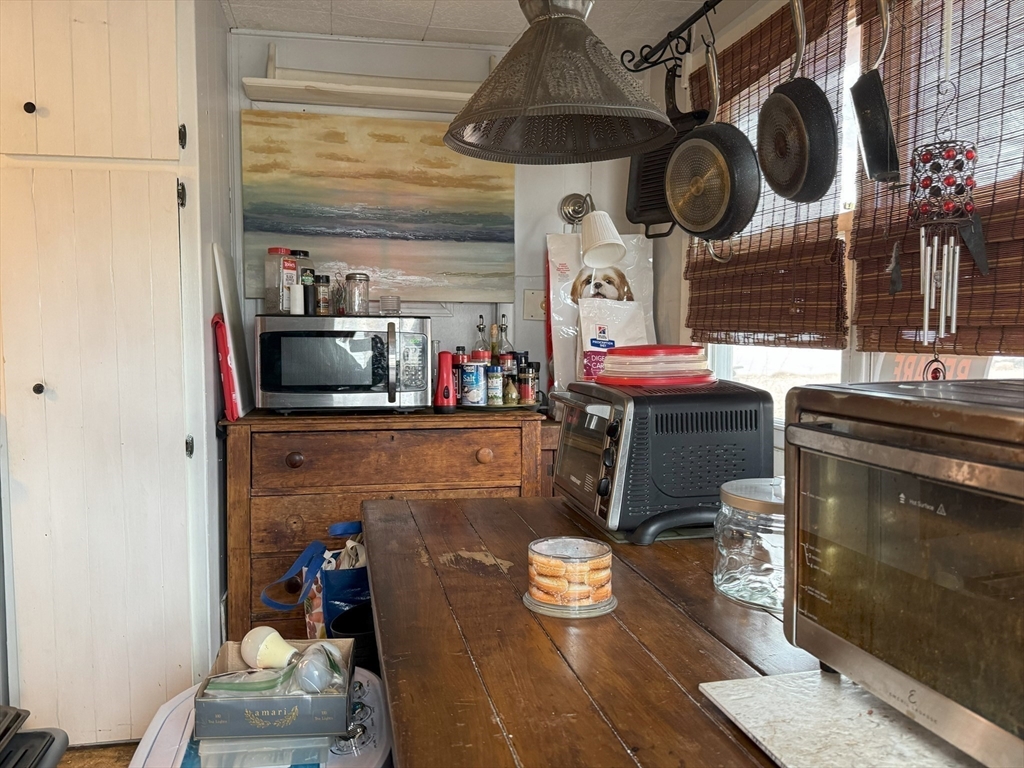 150 Beach Rd