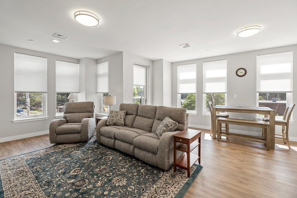642 Main St #301, Wakefield, MA, 642 Main St #301, Wakefield, MA Photo #4