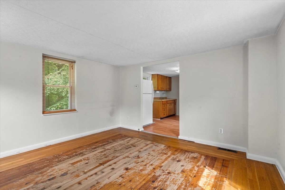 543-547 Quinapoxet St, Holden, MA Photo #34