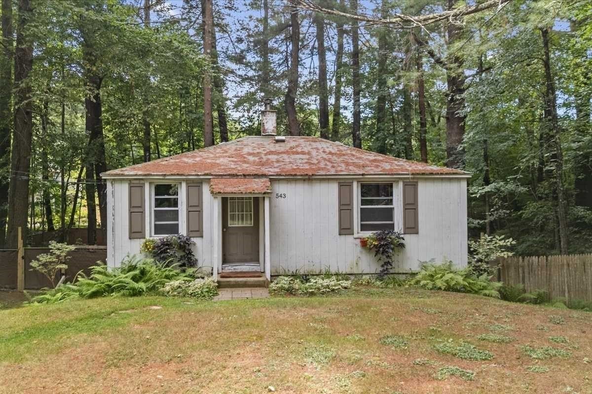543-547 Quinapoxet St, Holden, MA Photo #2