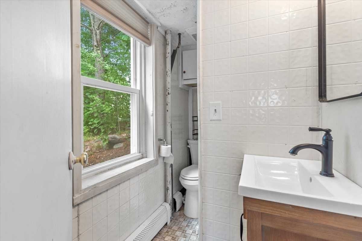 543-547 Quinapoxet St, Holden, MA Photo #36
