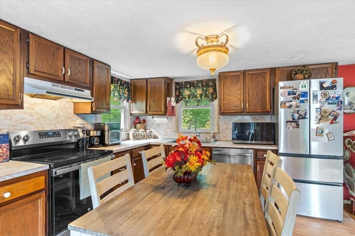 543-547 Quinapoxet St, Holden, MA Photo #20