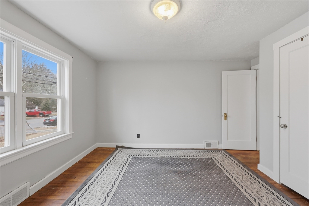 913 Lancaster Street