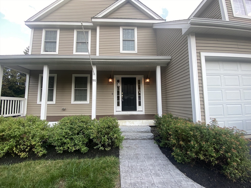90 Cook Ln