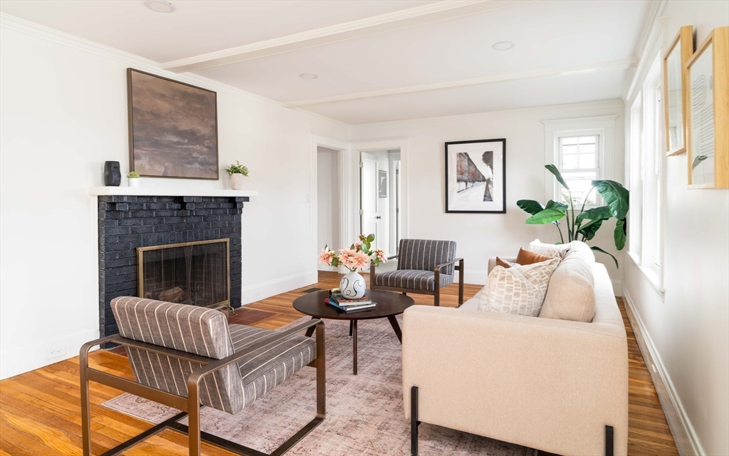 652 Belmont Street 1