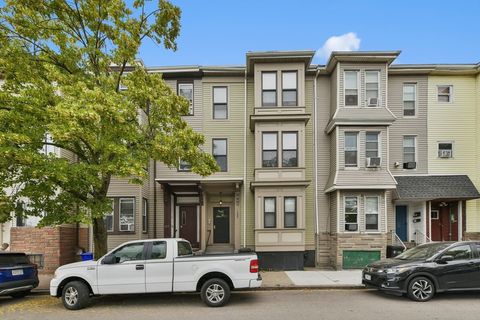 135 Havre Street 2 Boston MA 02128