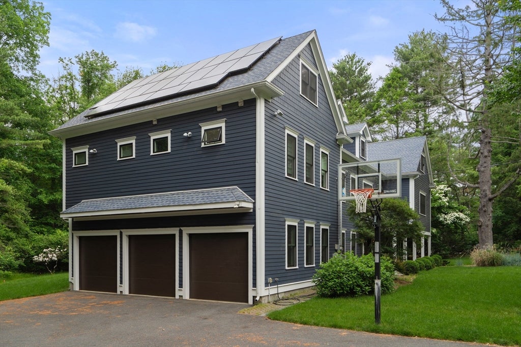 80 Locust Ln