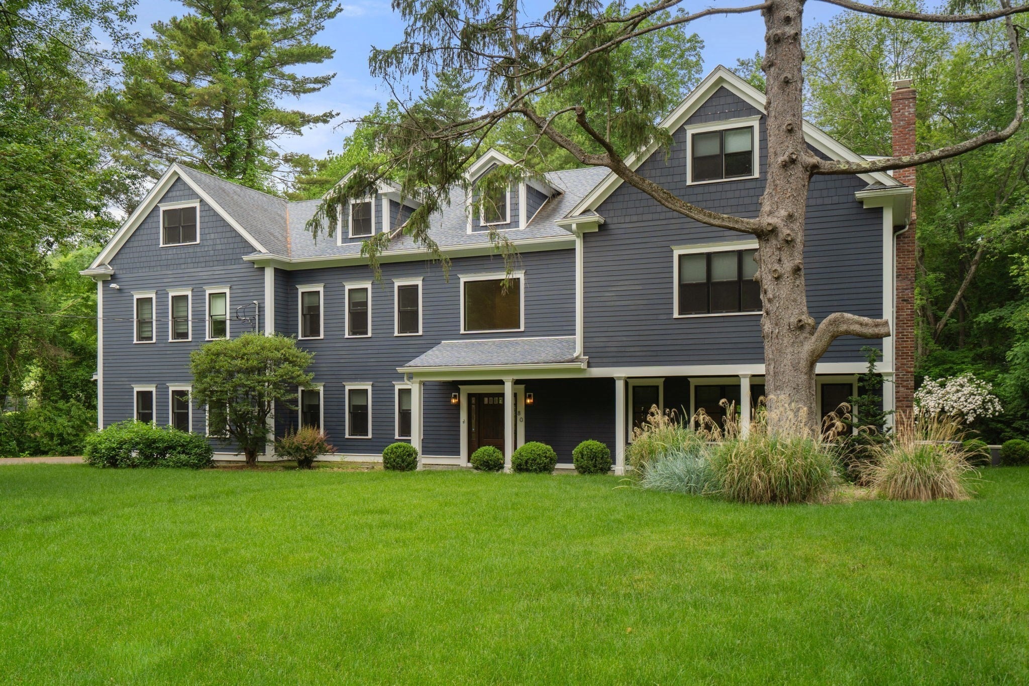 80 Locust Ln
