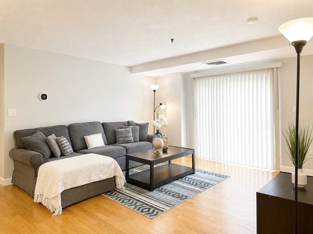 39 Parlin St #207, Everett, MA, 39 Parlin St #207, Everett, MA Photo #4