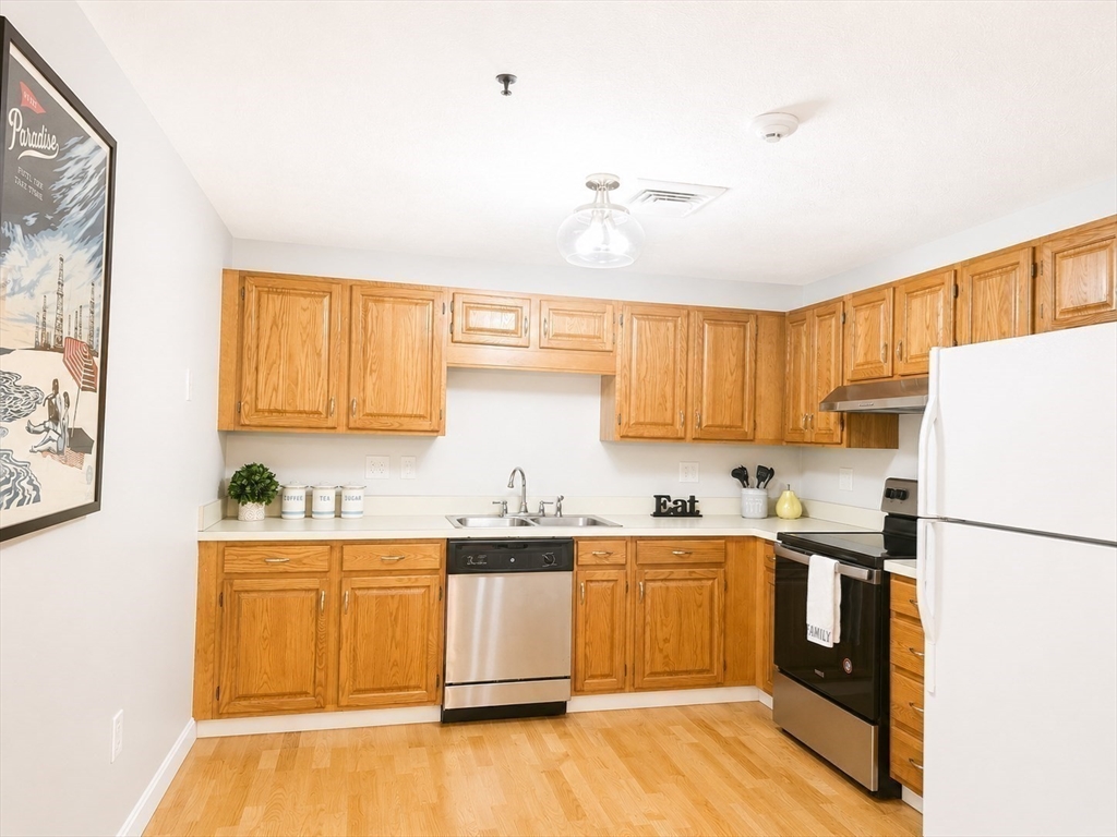 39 Parlin St #207, Everett, MA, 39 Parlin St #207, Everett, MA Photo #8