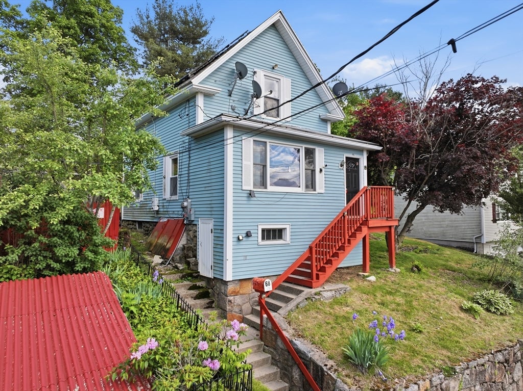 68 Brooks St, Worcester MA 01606