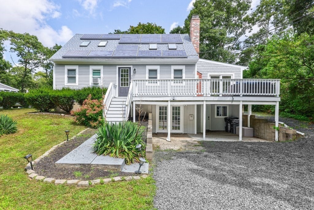 35 Pinecrest Ave, Mashpee, MA, 35 Pinecrest Ave, Mashpee, MA Photo #2