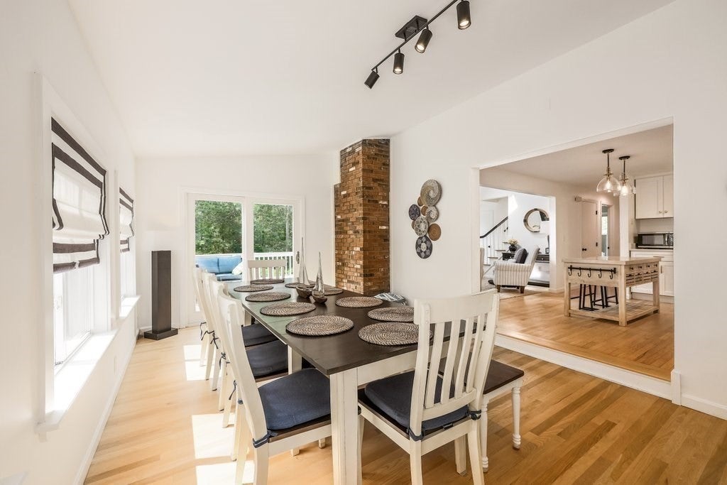 35 Pinecrest Ave, Mashpee, MA, 35 Pinecrest Ave, Mashpee, MA Photo #12