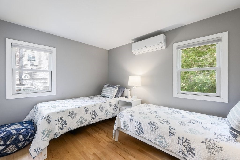 35 Pinecrest Ave, Mashpee, MA, 35 Pinecrest Ave, Mashpee, MA Photo #20