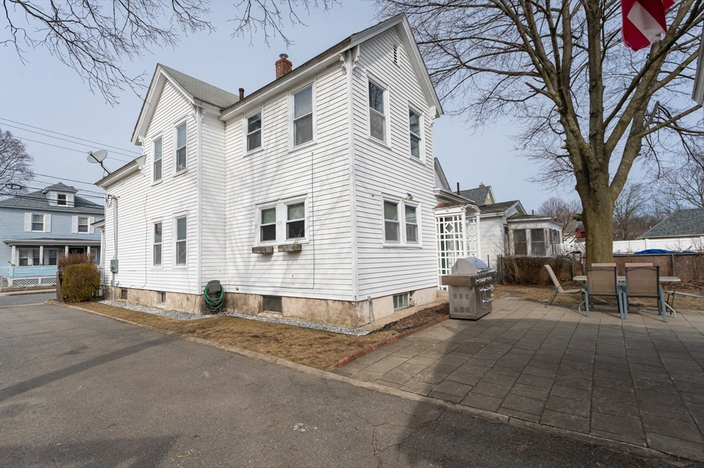 99 Bowden St
