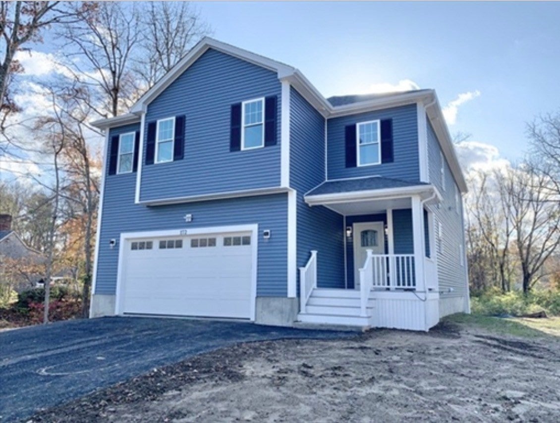 Photo of 8 Morses Ln, Acushnet, MA