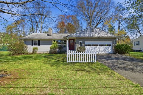 Photo of 7 Dragon Circle, Easthampton, MA 01027 (MLS # 73511808)