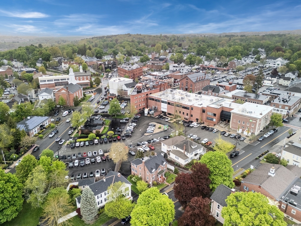 8 Chestnut St, Andover, MA, 8 Chestnut St, Andover, MA Photo #5