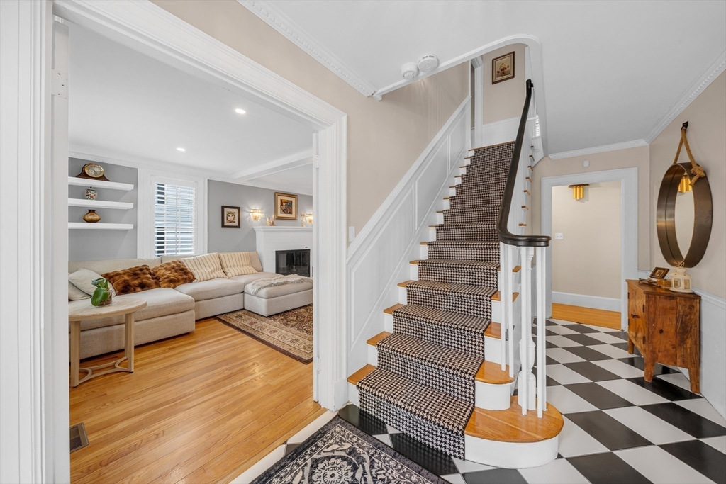 8 Chestnut St, Andover, MA, 8 Chestnut St, Andover, MA Photo #6