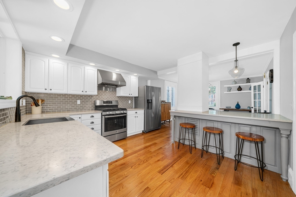 8 Chestnut St, Andover, MA, 8 Chestnut St, Andover, MA Photo #9